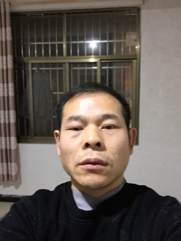 徐徐清风的第一张照片--德兴交友中心